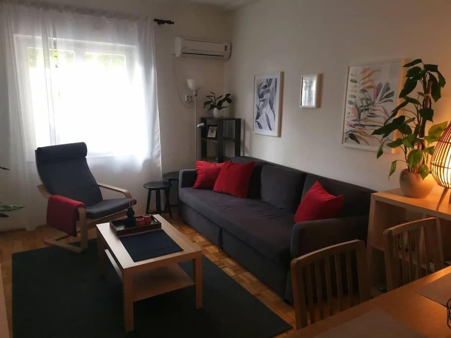Apartment Ok Apartment-cosy And Peaceful Spot With Private Parking