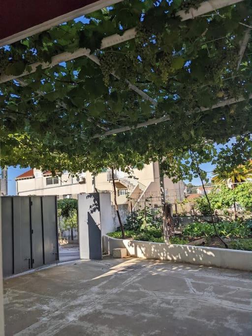 Ok Apartment-cosy And Peaceful Spot With Private Parking Apartment